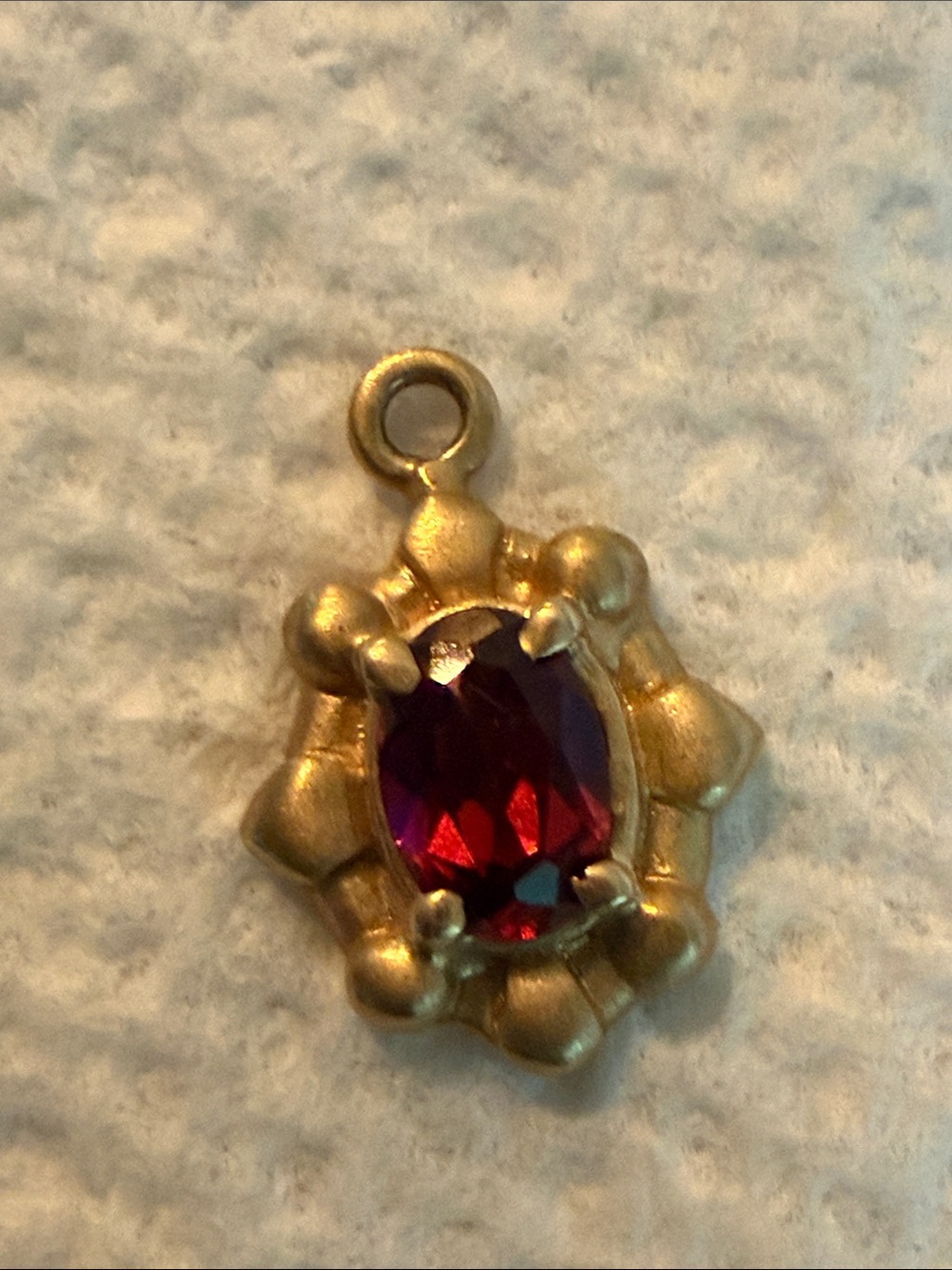 Vintage 14K Yellow Gold Ruby Starburst signed Samuel Aaron GTR mid-century